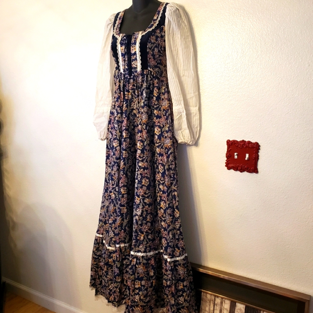 Vintage Gunne Sax prarie dress blue